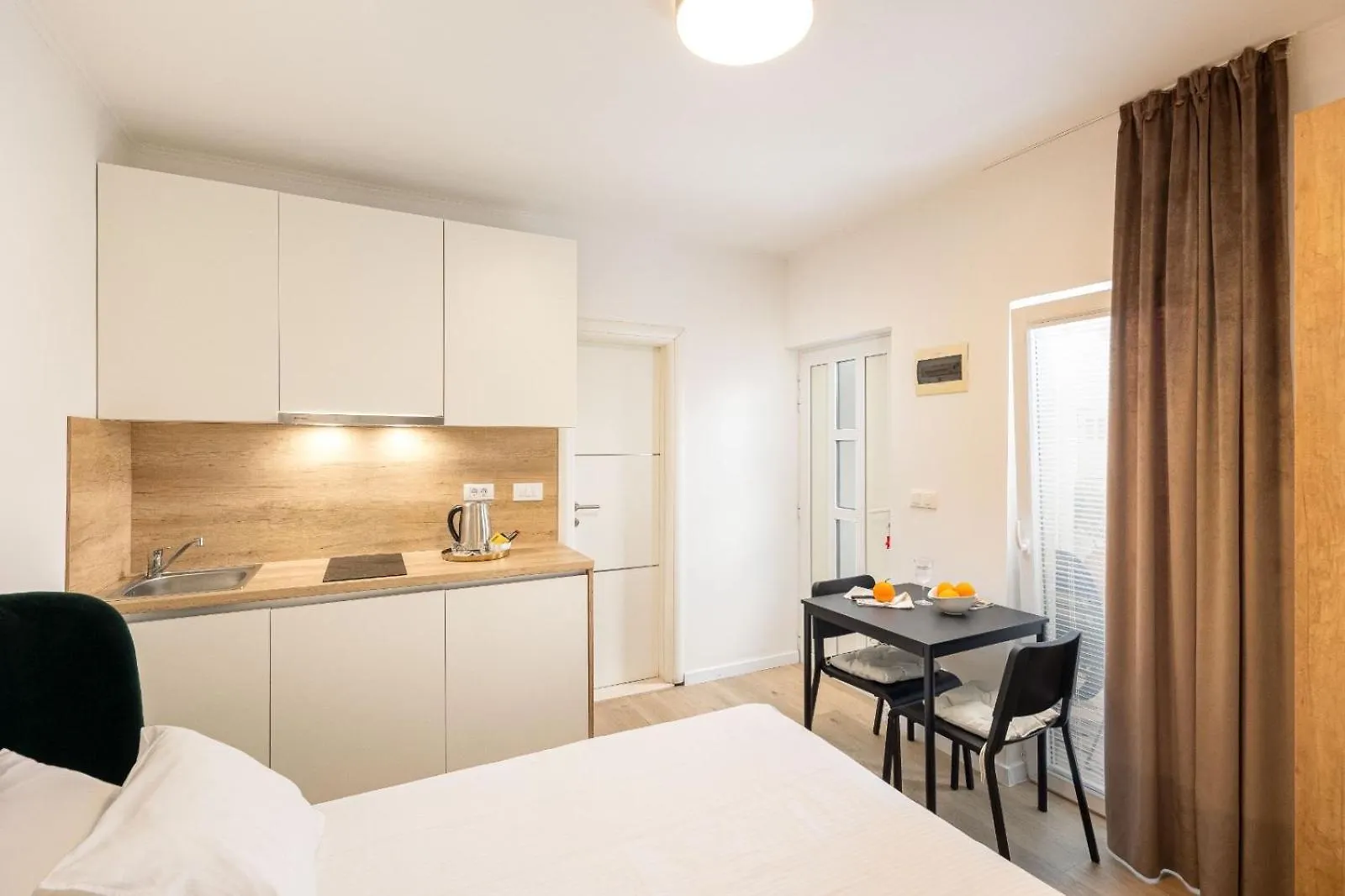 Apartments & Rooms Buble Traù 3*,