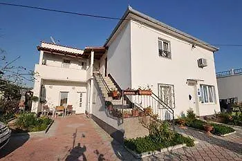 Apartments & Rooms Buble Traù Affittacamere