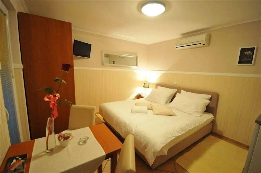 *** Affittacamere Apartments & Rooms Buble Traù Croazia